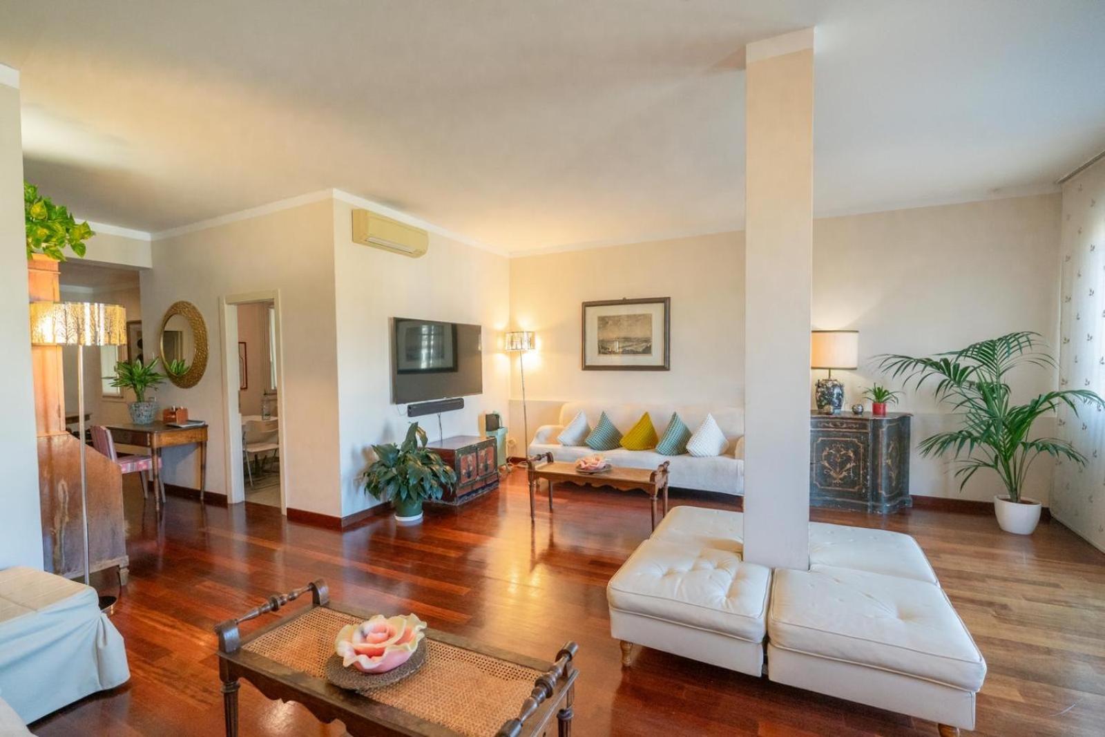 Ponte Vecchio View Luxury Apartment Florence Exterior photo