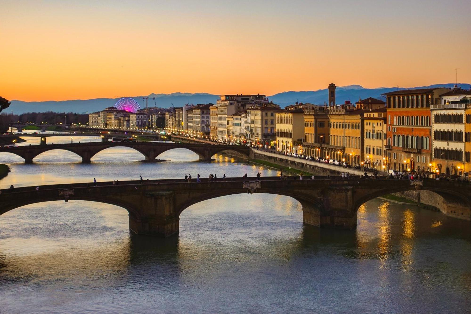 Ponte Vecchio View Luxury Apartment Florence Exterior photo
